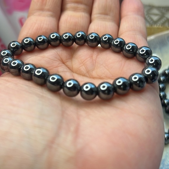 New Hematite natural stone Bracelet helps to absorb negative energy and more - Picture 6 of 11